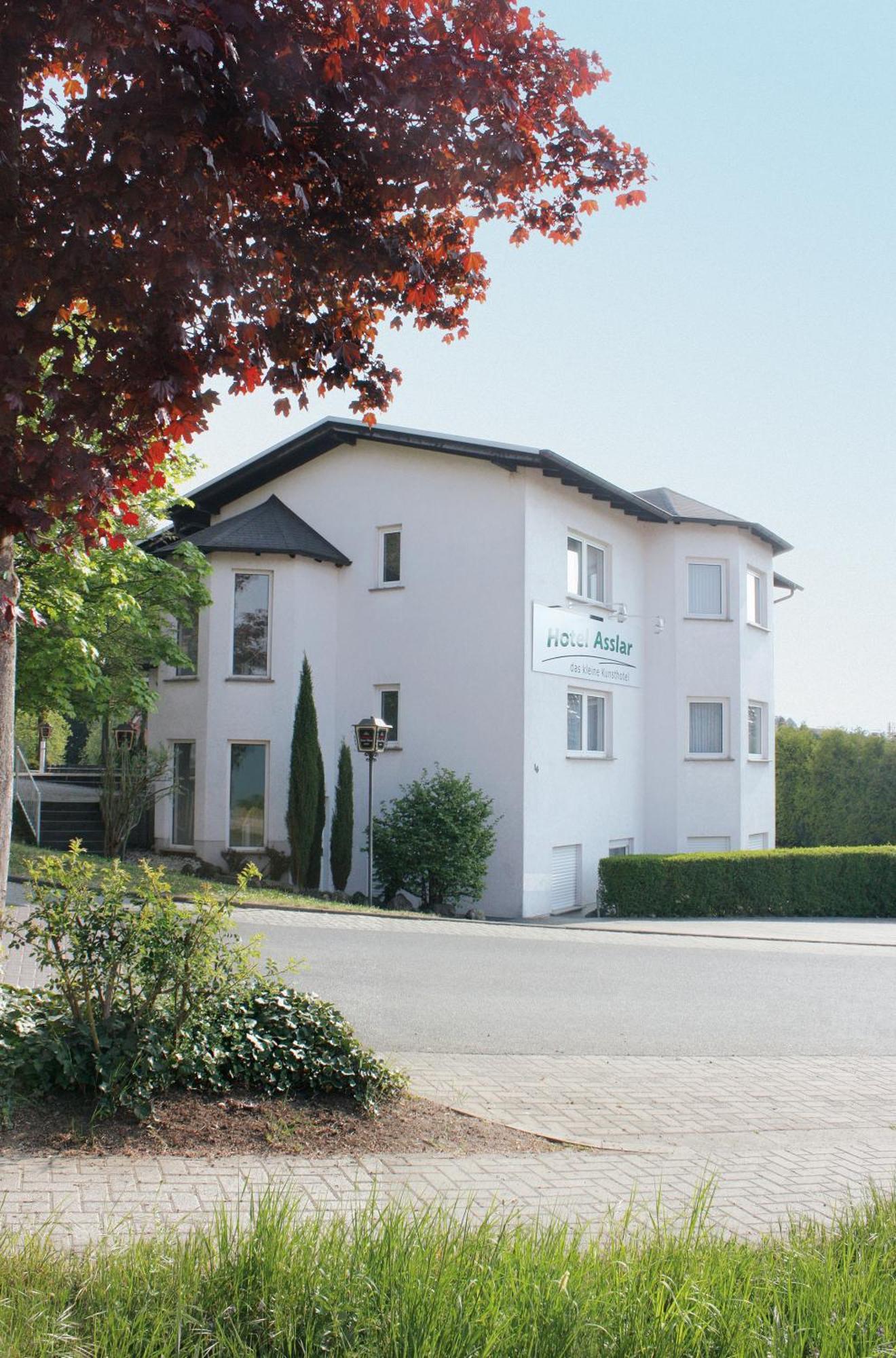 Hotel Asslar Exteriör bild